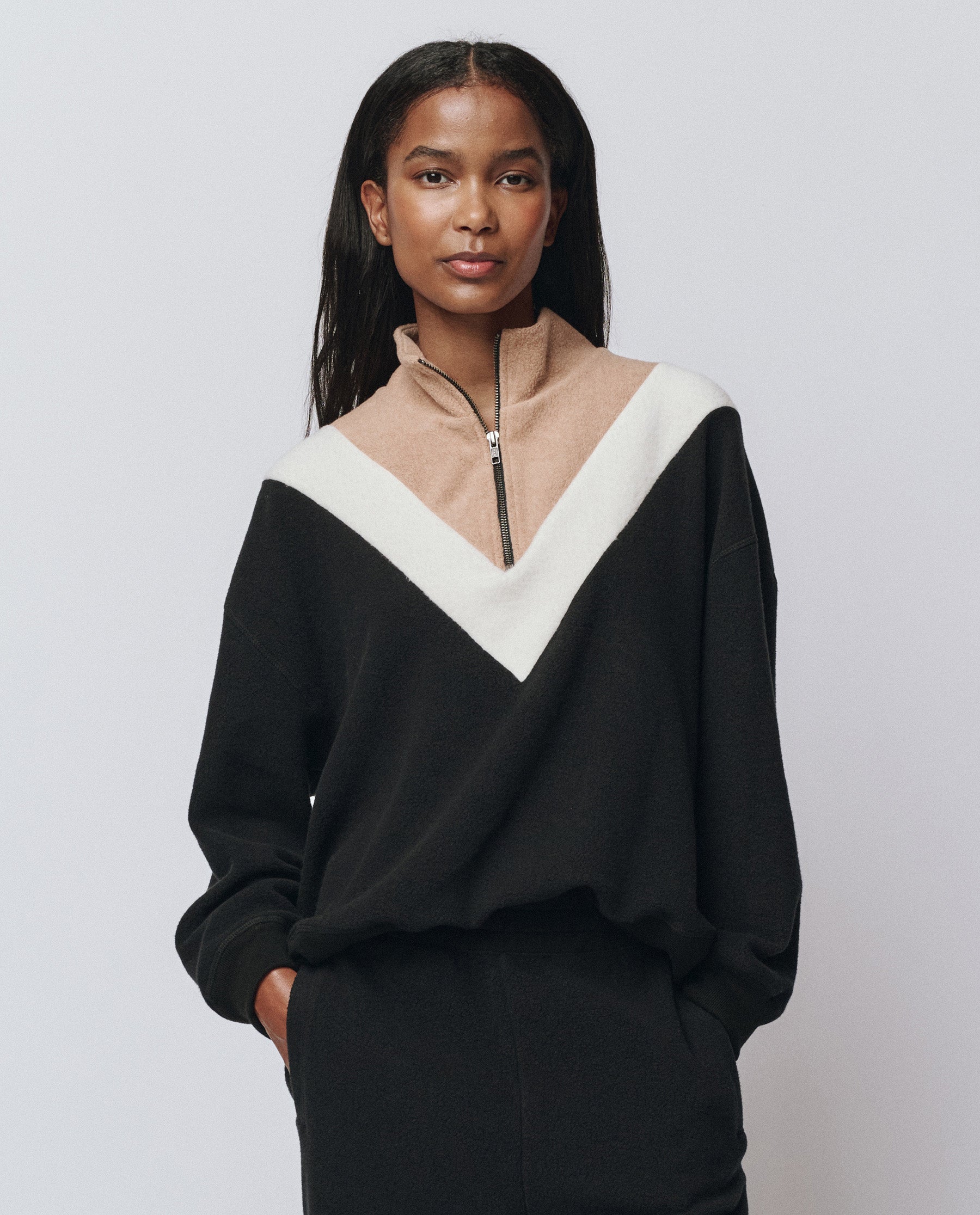 The Colorblock Plush Chalet Sweatshirt. -- Almost Black – The Great.