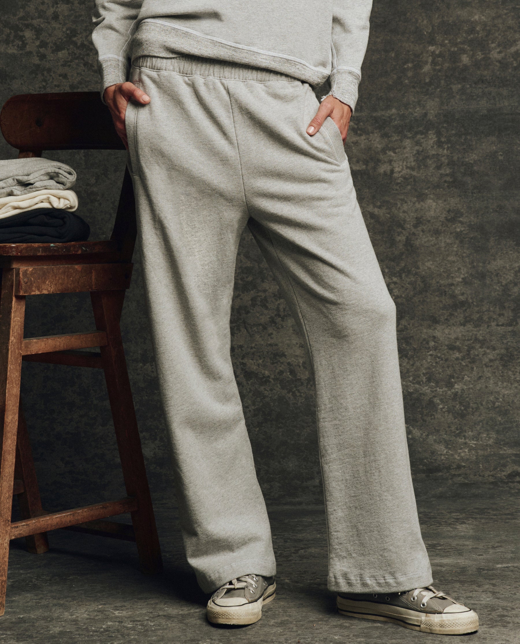 The Fleece Victory Sweatpant. Solid -- Heather Grey – The Great.