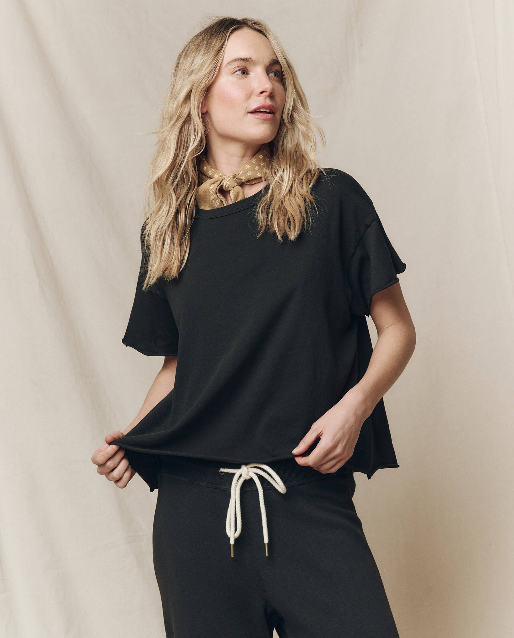 The Crop Tee. Solid -- Almost Black – The Great.