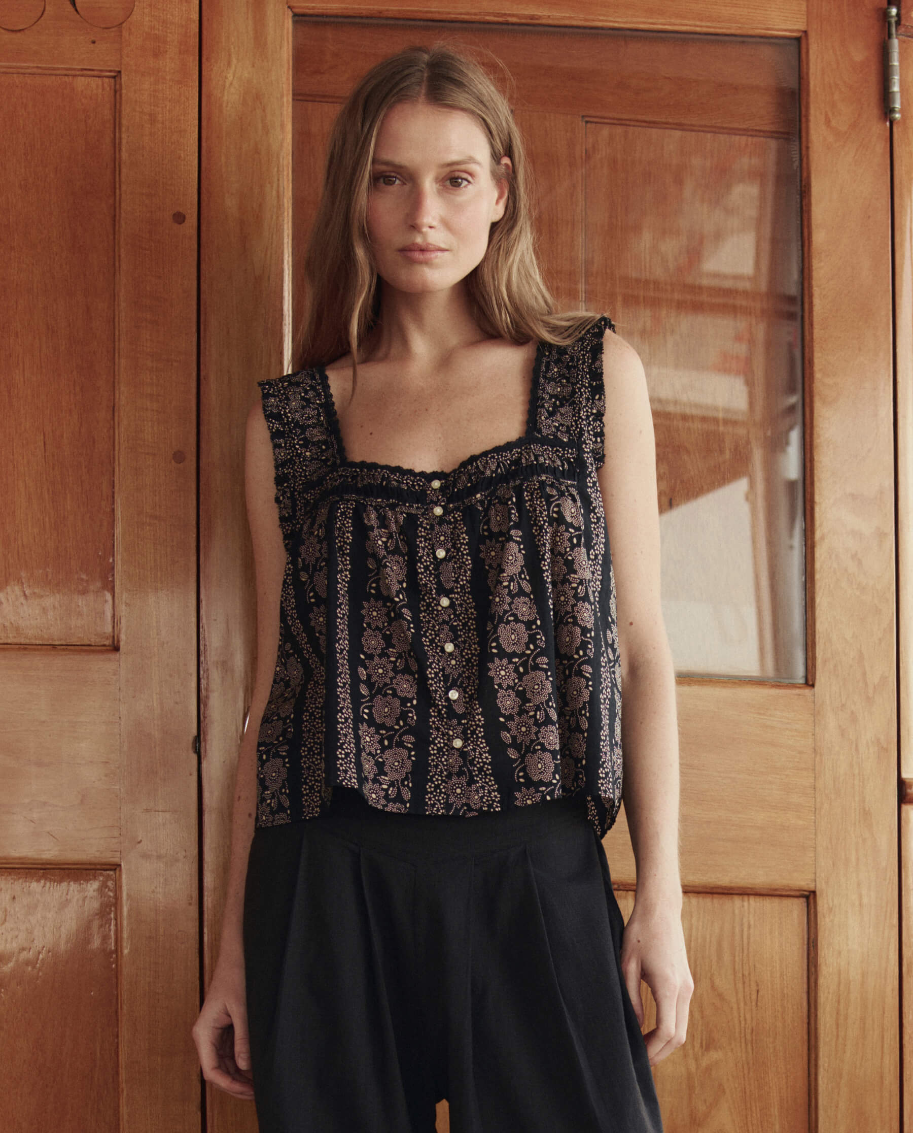 The Victorian Pleat Tank. -- Black And Cream Token Floral – The Great.