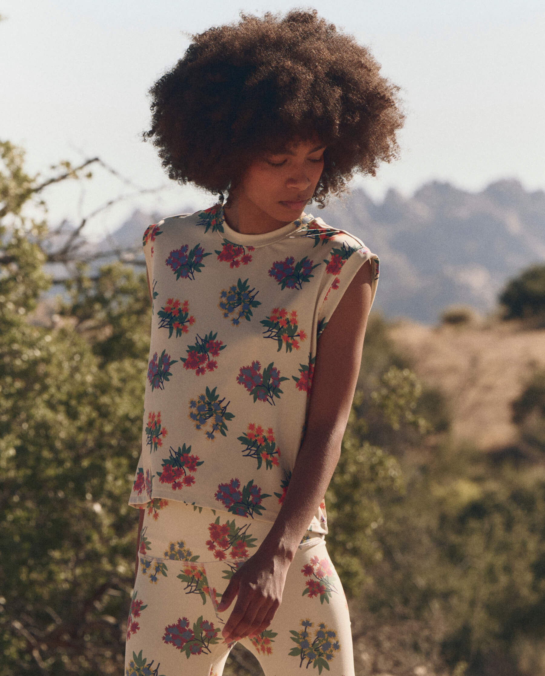 The Boxy Trail Tank. -- Pale Khaki Palisade Floral TANK TOPS THE GREAT. SP24 TGO