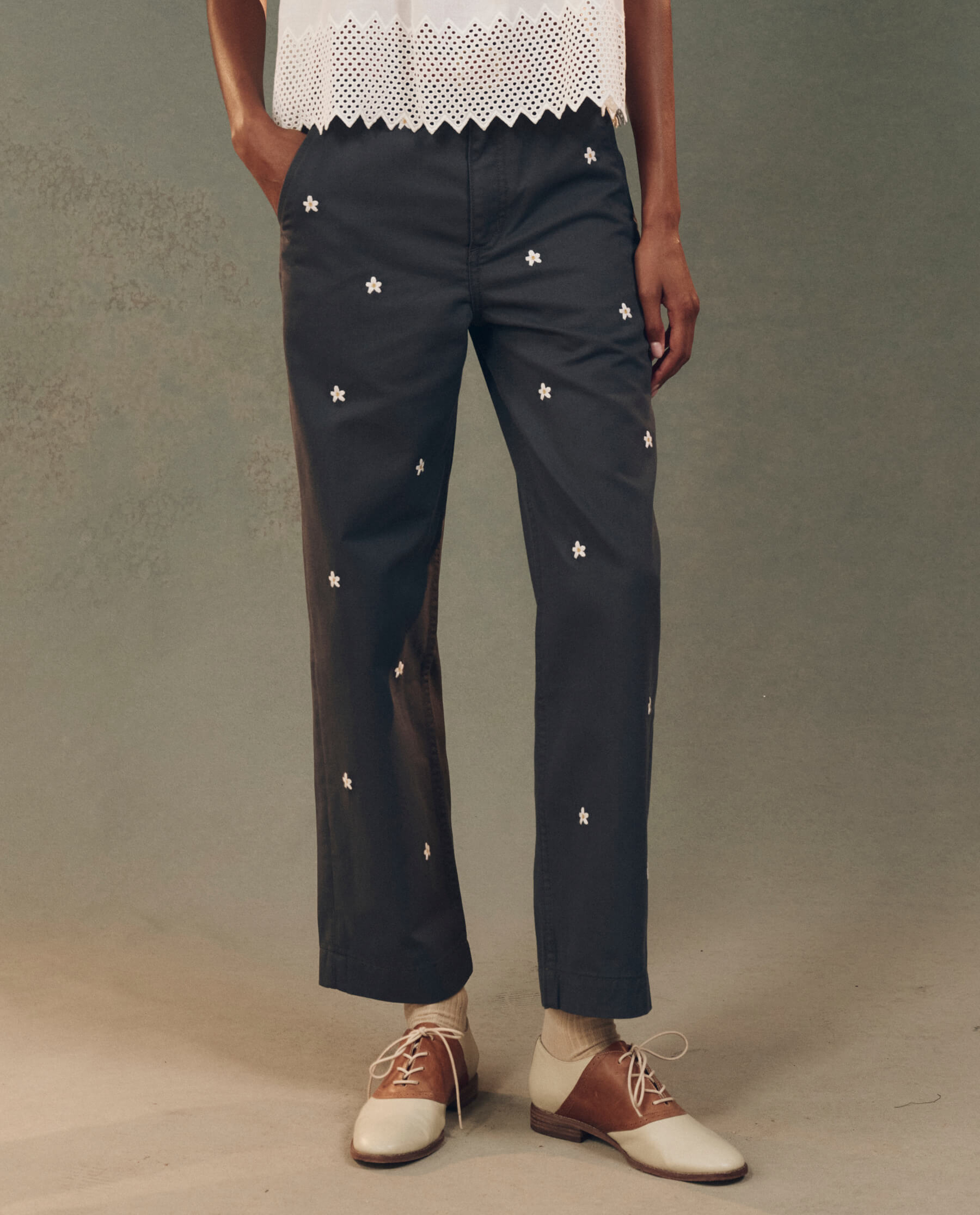 green emerald velvet dress Sara Embroidered Linen Pants main image 1