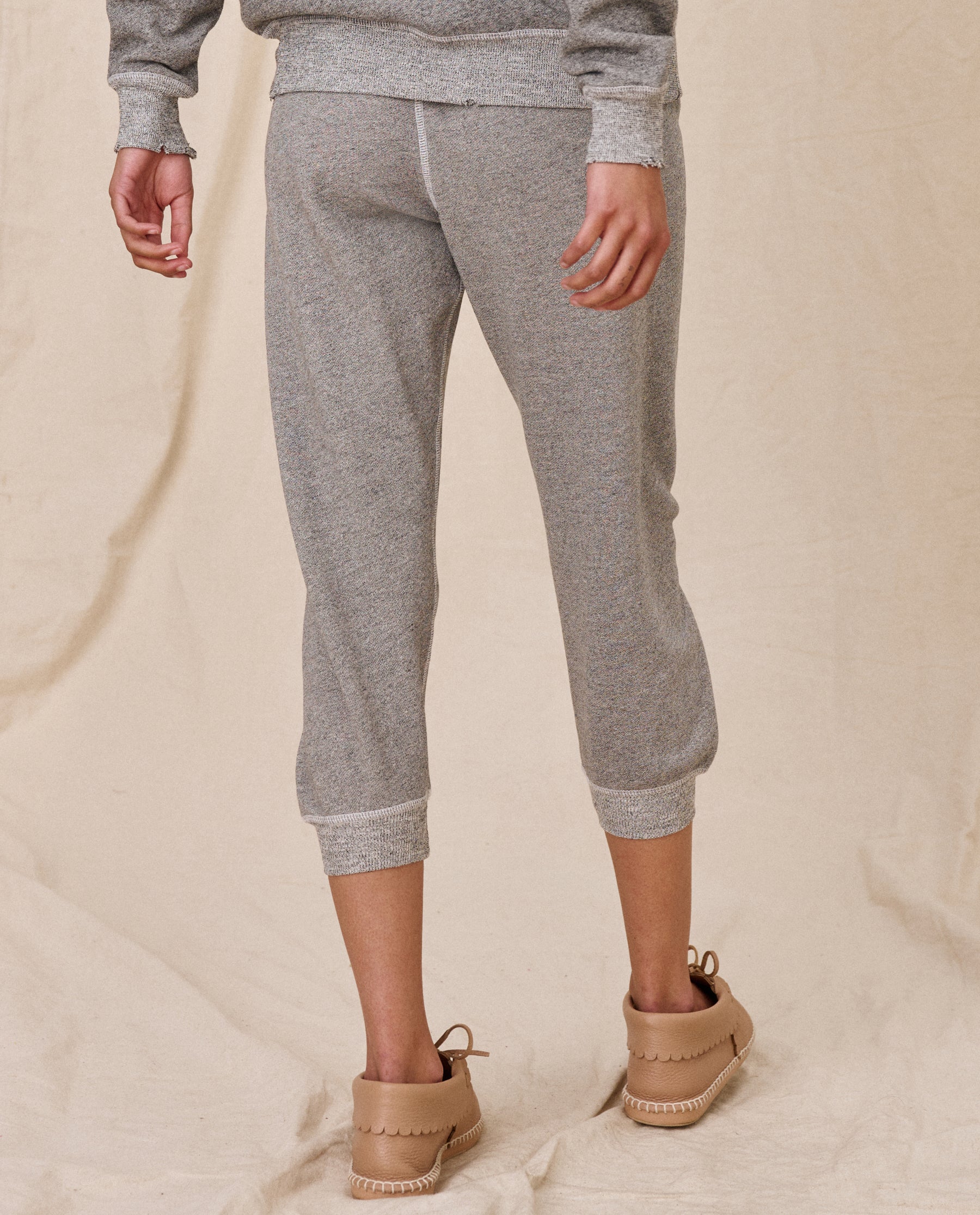 The Cropped Sweatpant. Solid -- Varsity Grey SWEATPANTS THE GREAT. CORE KNITS