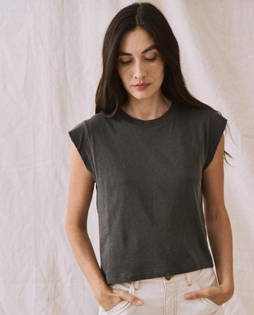 The Peak Shoulder Tee. -- Washed Black TEES THE GREAT. FALL 22 KNITS