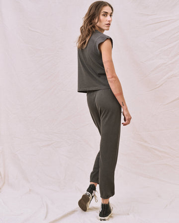 The Peak Shoulder Tee. -- Washed Black TEES THE GREAT. FALL 22 KNITS