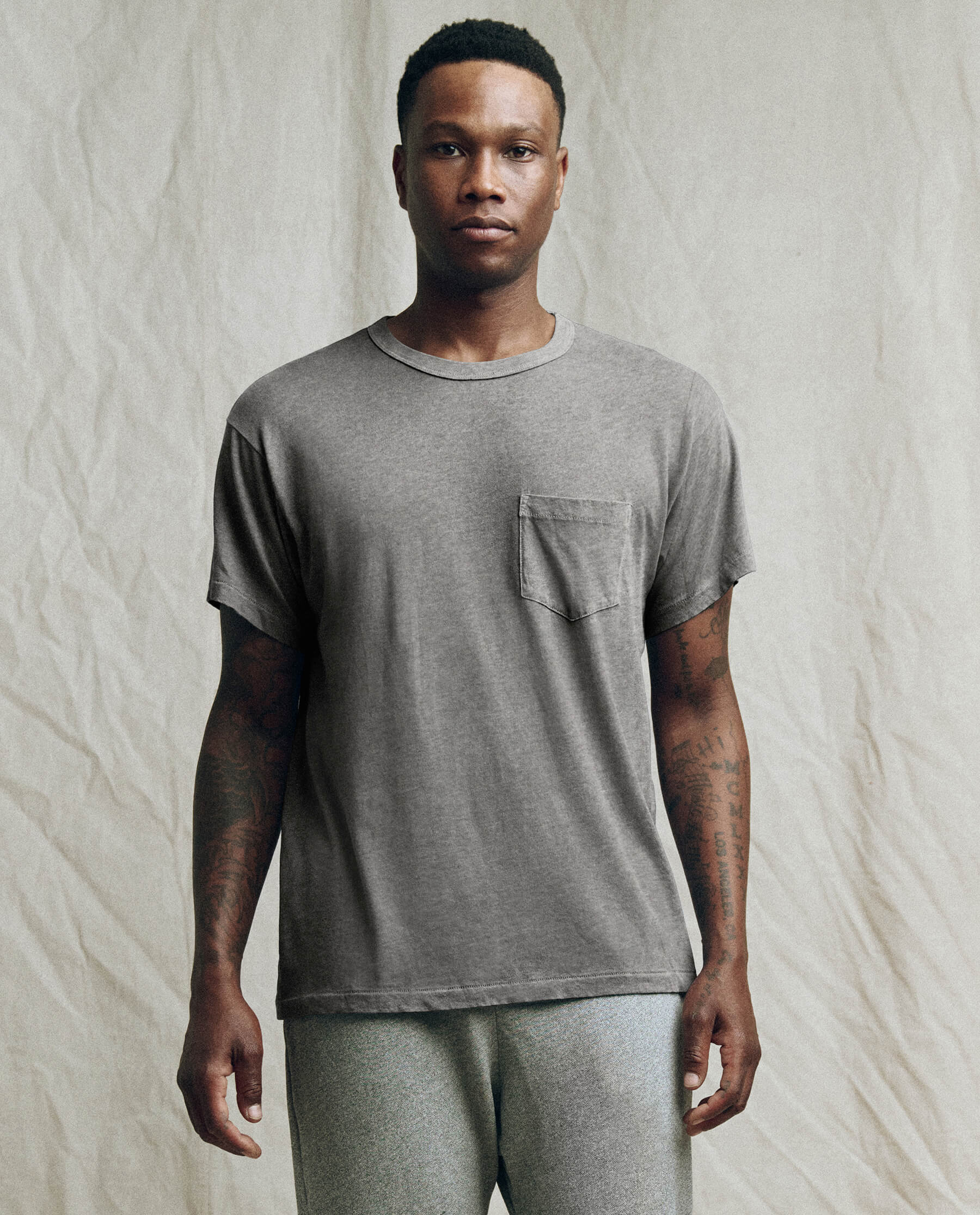 The Men's Pocket Tee. -- Heather Grey TEES THE GREAT. SP23 MENS