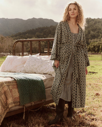 The Robe. -- Geo Medallion Print SLEEP ROBE THE GREAT. FALL 24 SLEEP