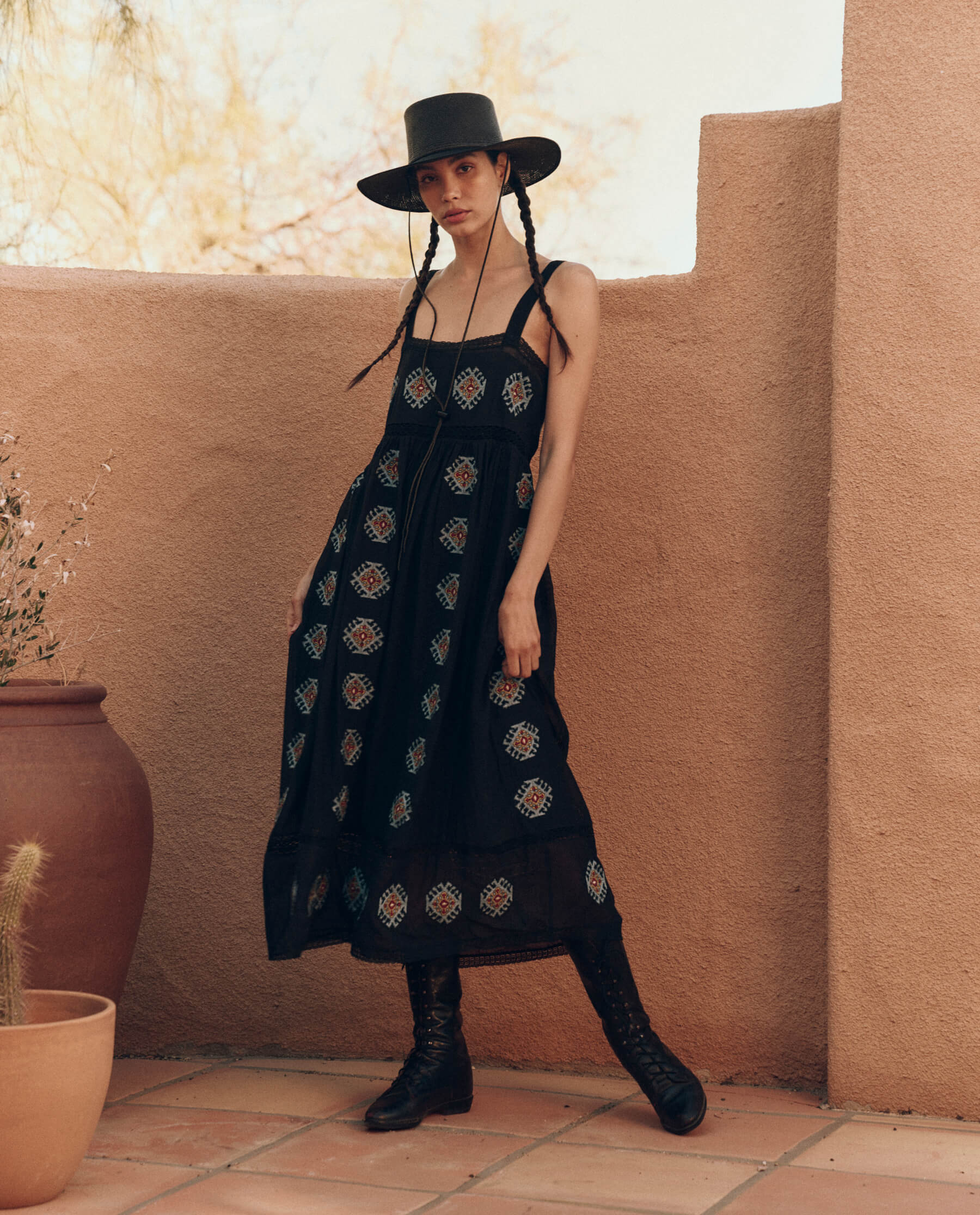 The Roam Dress with Folklore Embroidery. -- Black DRESSES THE GREAT. PF24