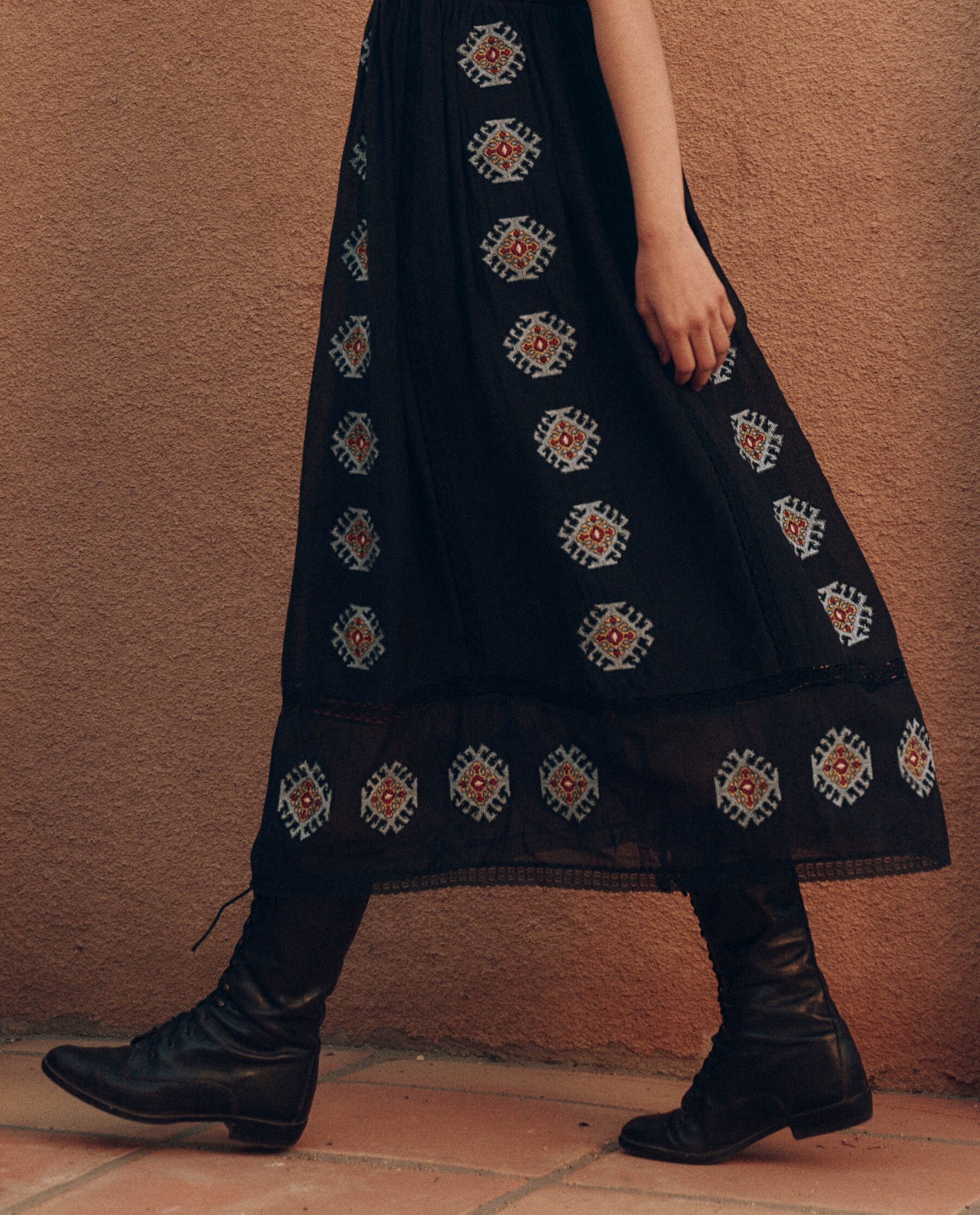 The Roam Dress with Folklore Embroidery. -- Black DRESSES THE GREAT. PF24