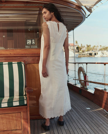 The Scalloped Eyelet Shift Dress. -- White - White / 0 / D1085250 The Scalloped Eyelet Shift Dress. -- White - White / 0 / D1085250