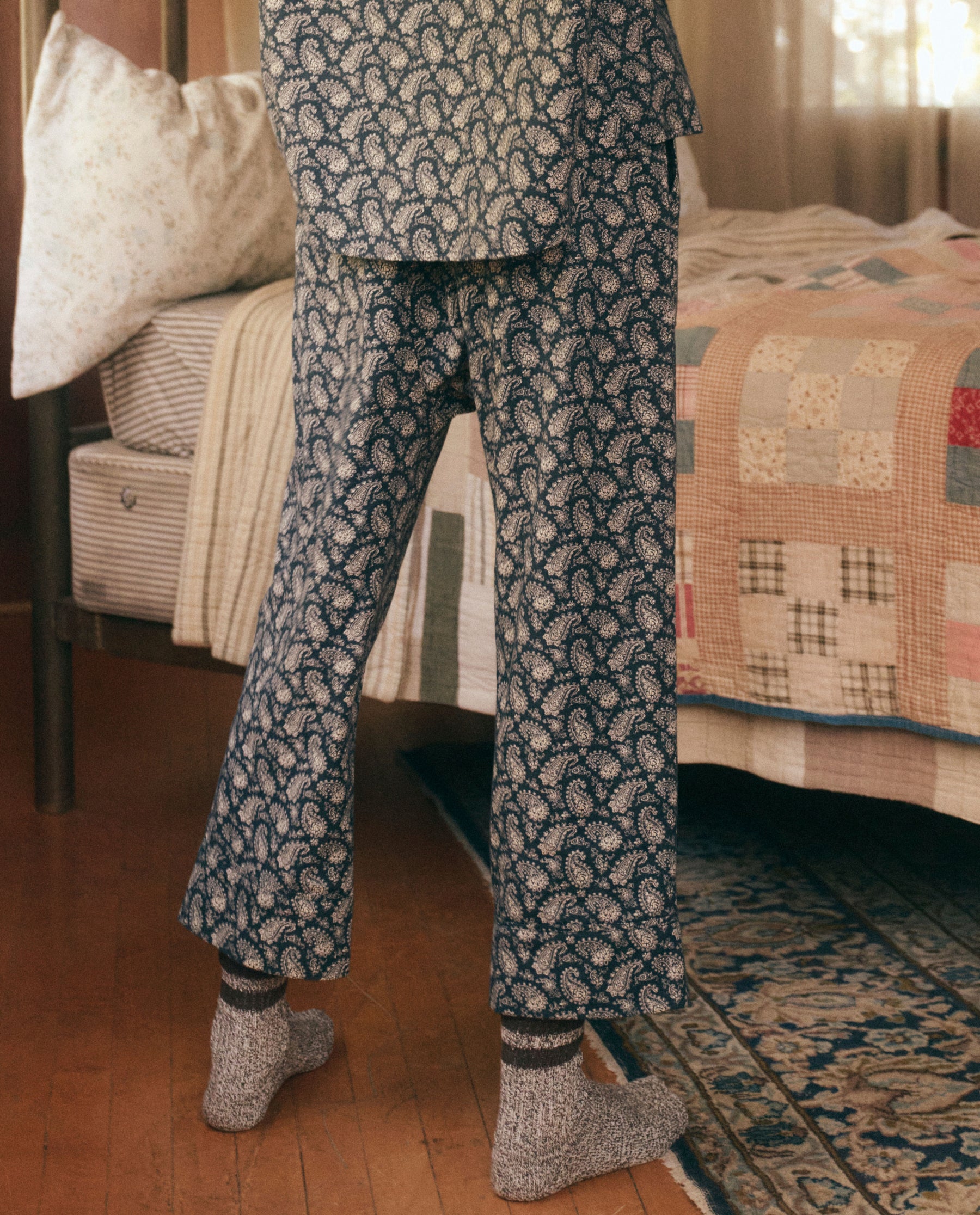 The Pajama Pant. -- Navy with Cream Vintage Paisley SLEEP BOTTOM THE GREAT. HOL 23 SLEEP SALE