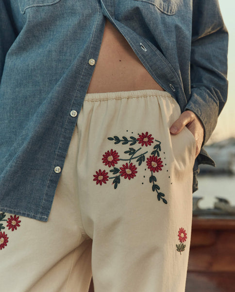 The Easy Pant. -- Natural With Field Floral Emb – The Great.