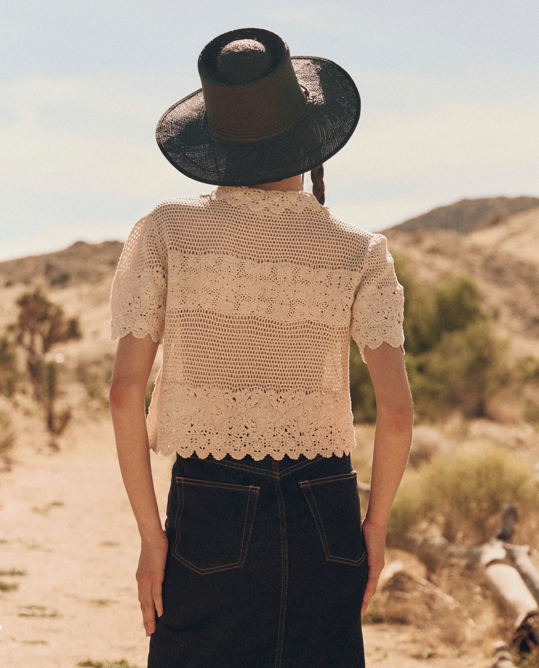 The Crochet Polo Top. -- Natural SHIRTS THE GREAT. PF24