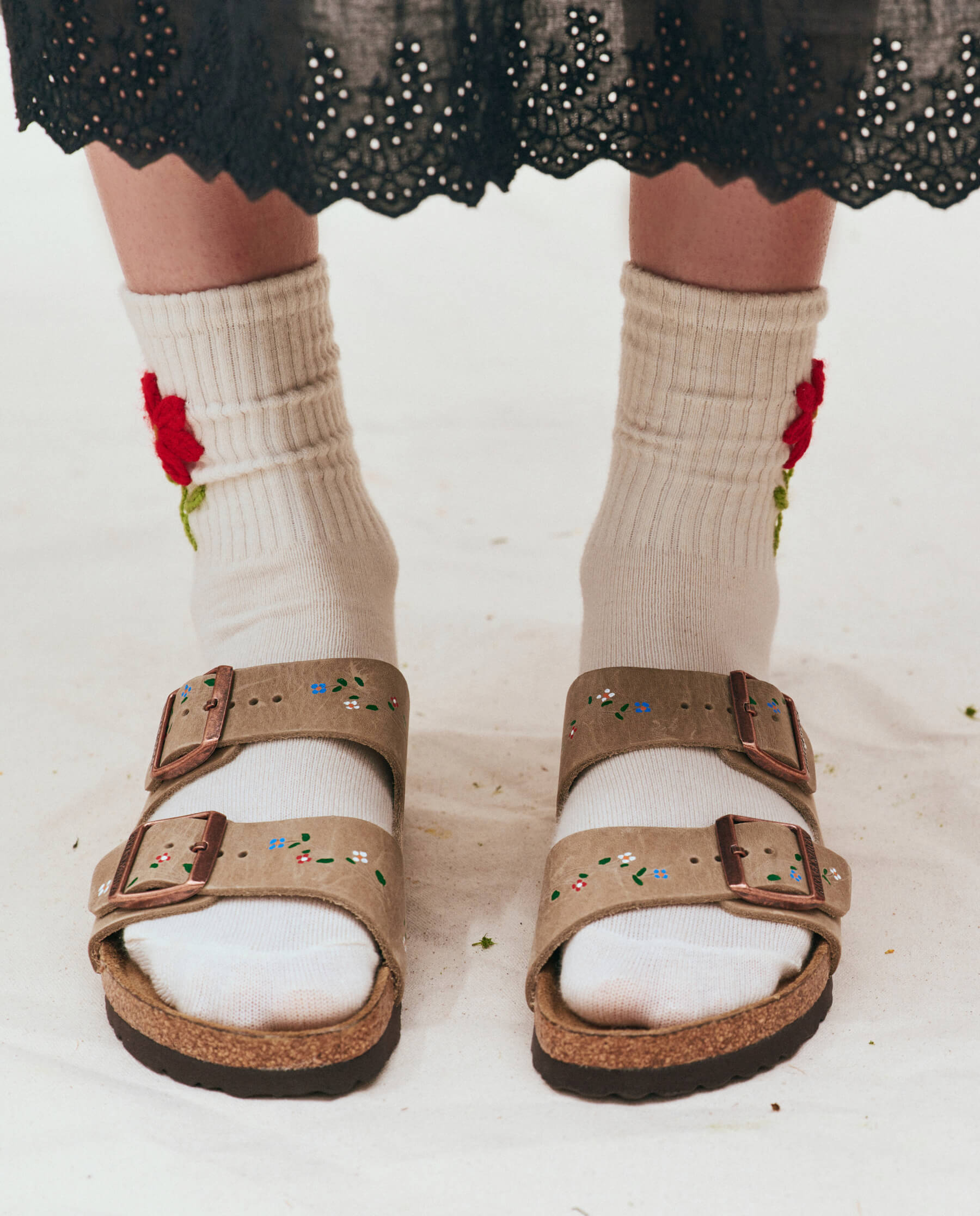 The Embroidered Daisy Crew Sock. -- Washed White with Red Flower