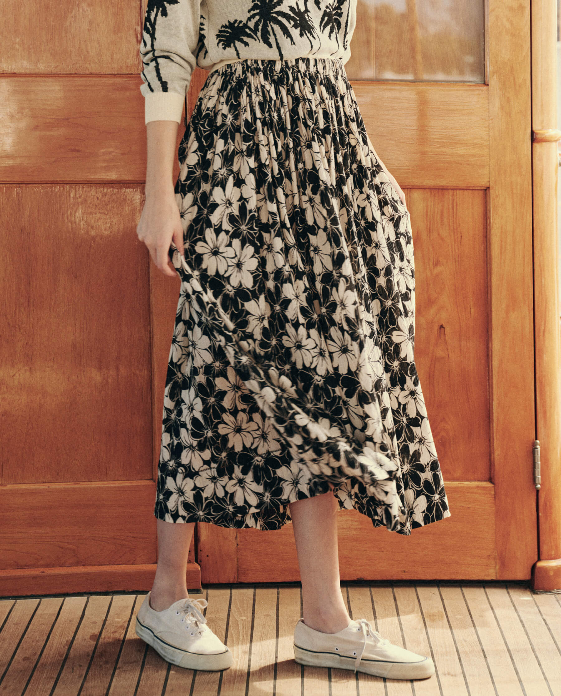 The Sway Skirt. -- Black and Cream Hibiscus Floral SKIRTS THE GREAT. SU24