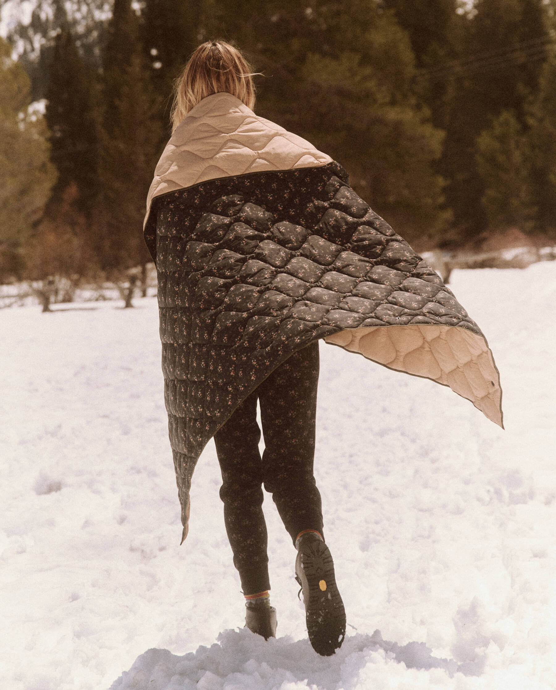 The Wearable Reversible Puffer Blanket. -- Wilderness Floral and Powder Pink