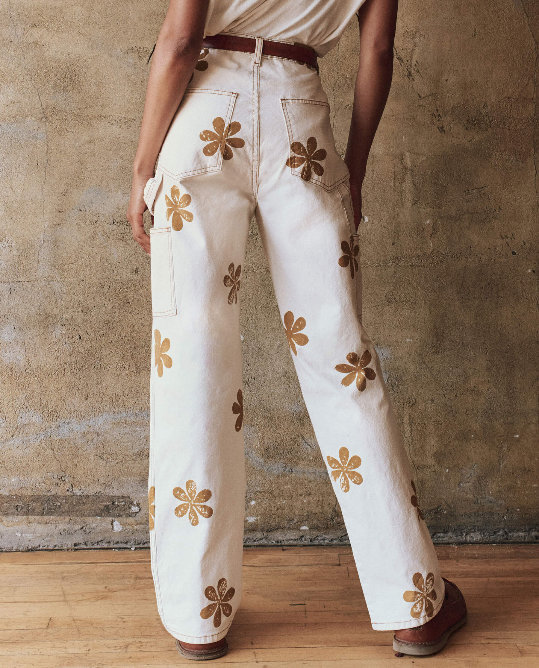 パンツ OHESHIO FLORAL CARPENTER PANTS, CREAM MUSINSA公式 | OHESHIO FLORAL CARPENTER PANTS, CREAM