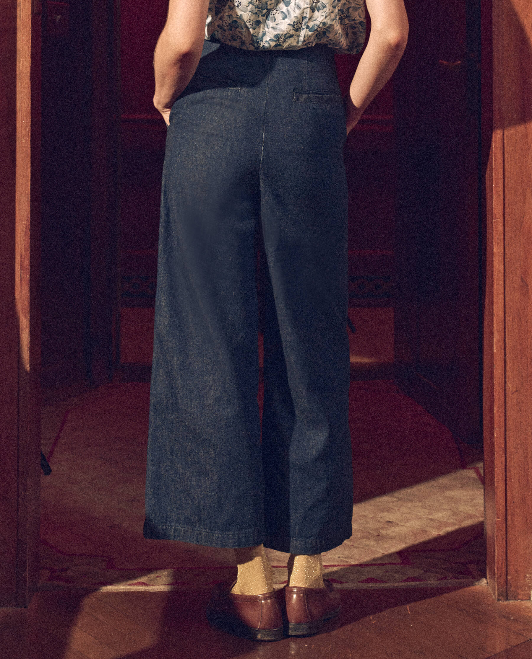 The Sculpted Trouser. -- Rinse Wash DENIM BOTTOMS THE GREAT. SP24 D2
