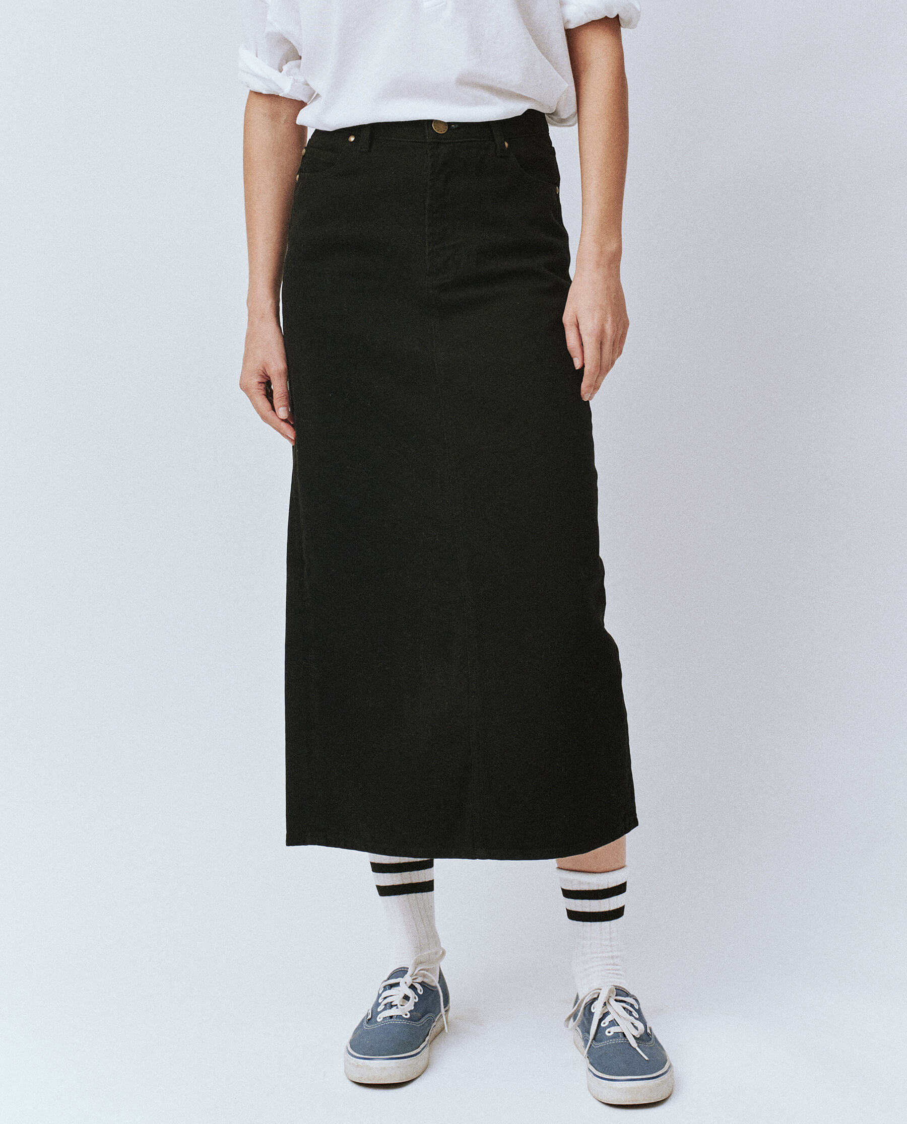 The Column Skirt. -- Black SKIRTS THE GREAT. FALL 24 D1