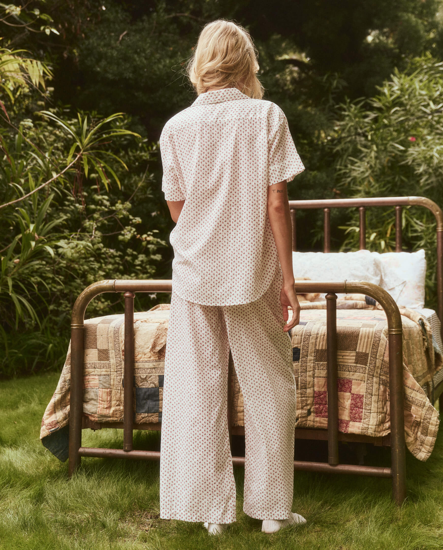 The Long Pajama Pant. -- Calico Rose Print SLEEP BOTTOM THE GREAT. SP24 SLEEP