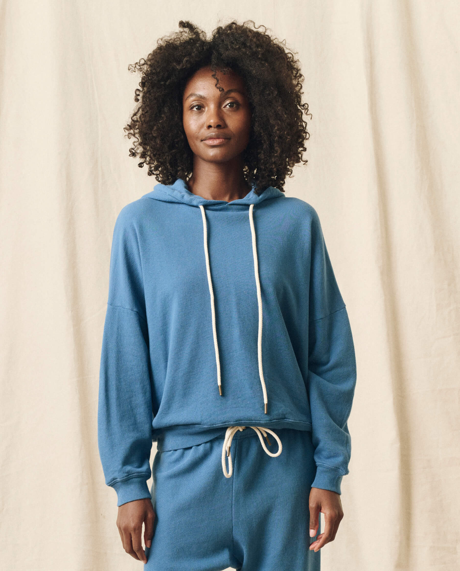 The Teammate Hoodie. Solid -- Glacier Blue SWEATSHIRTS THE GREAT. HOL 23 KNITS
