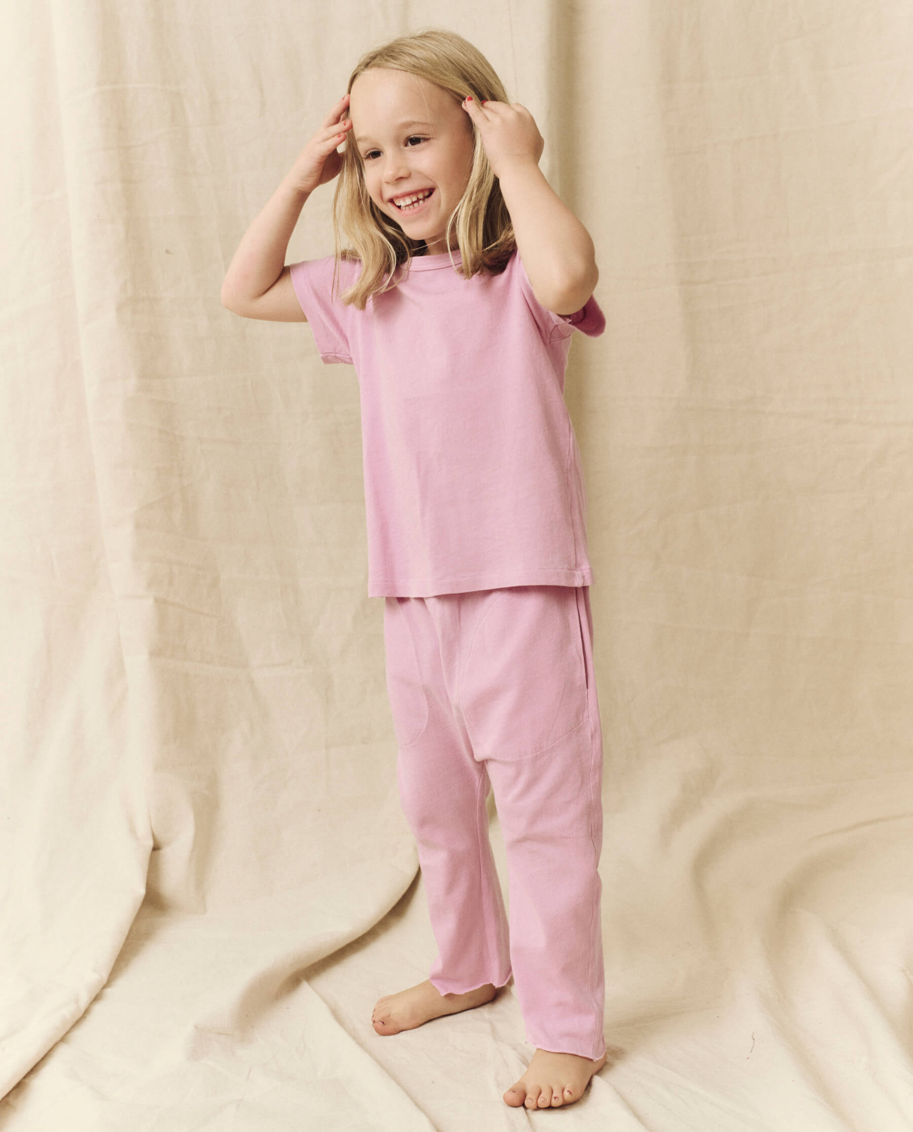 The Little Jersey Crop. Solid -- Lilac Blossom SWEATPANTS THE GREAT. SP24 LITTLE