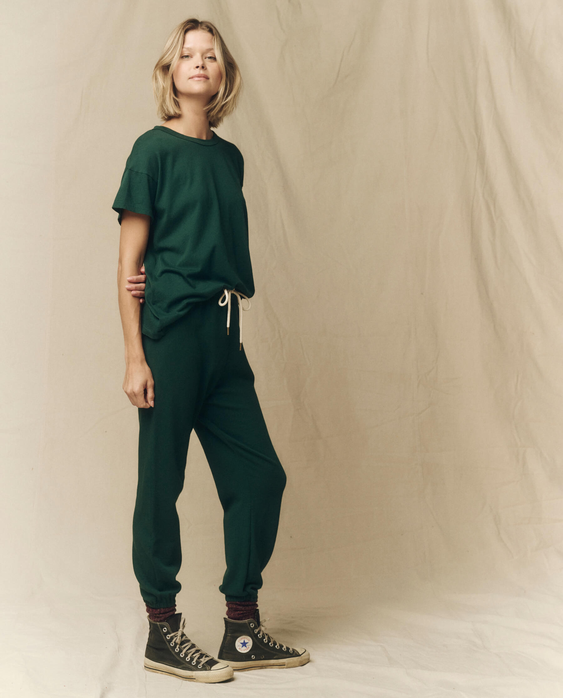 The Stadium Sweatpant. Solid -- Green Grove SWEATPANTS THE GREAT. FALL 23 KNITS