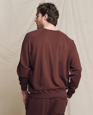 The Men's College Sweatshirt. -- Toasted Walnut SWEATSHIRTS THE GREAT. FALL 24 MEN