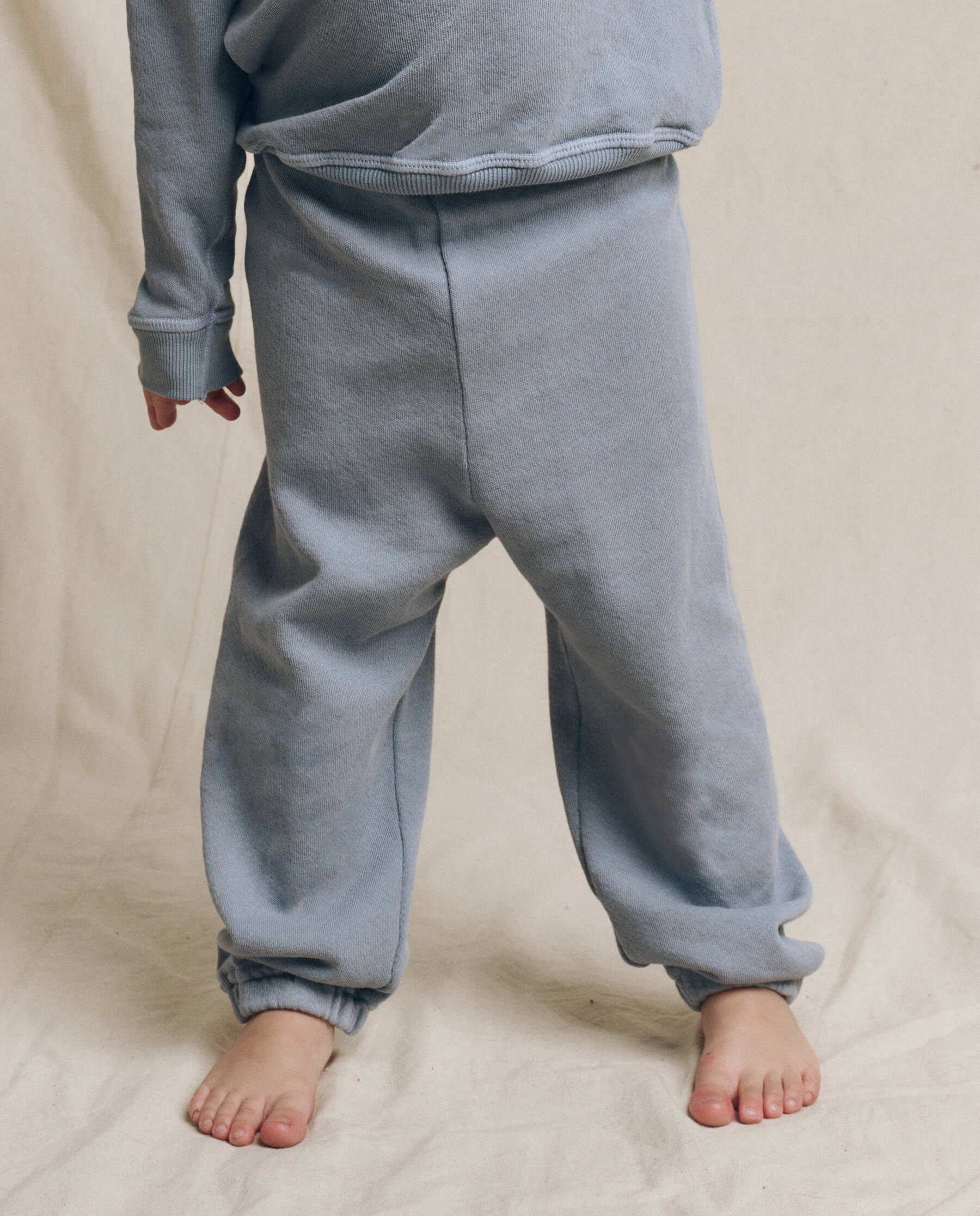 The Little Stadium Sweatpant. Solid -- Big Sky SWEATPANTS THE GREAT. FALL 24 LITTLE