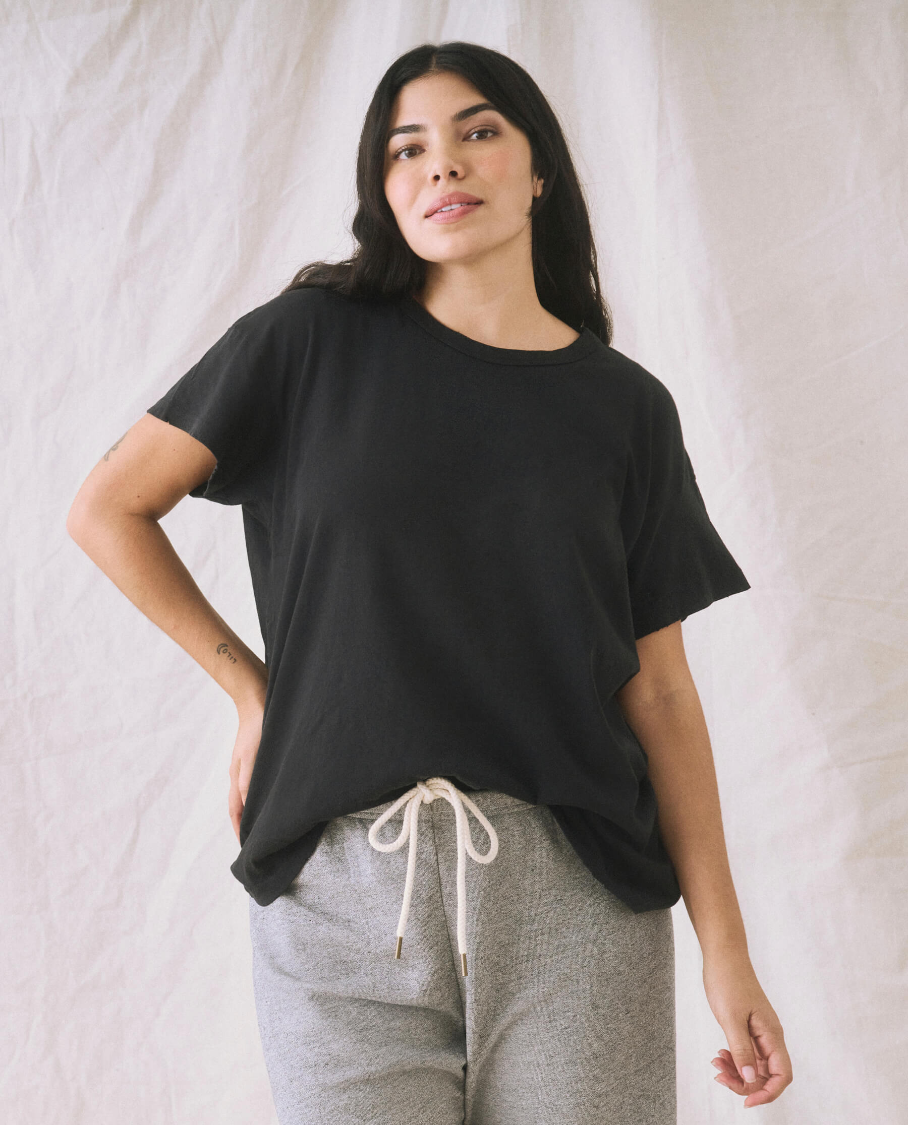 The Boxy Crew. Solid -- Almost Black TEES THE GREAT. CORE KNITS