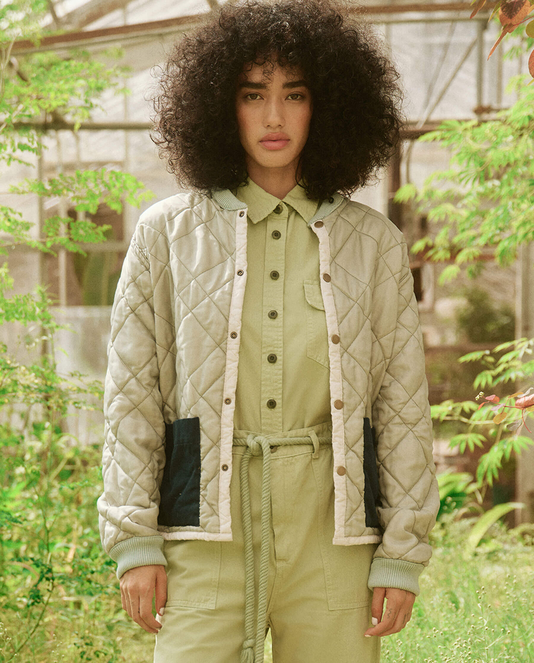 The Reversible Patch Pocket Puffer. -- Pale Army with Cream Blush