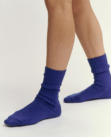 The Cashmere Sock. -- Bright Blue SOCKS THE GREAT. HOL 22 D2 CASHMERE