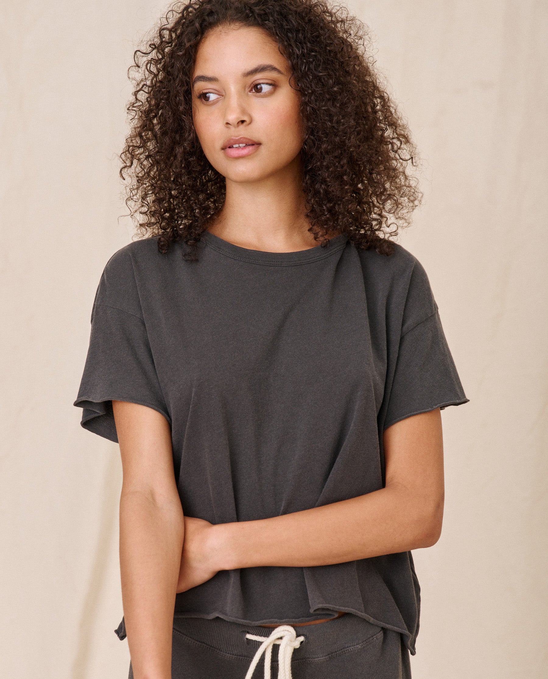 The Crop Tee. Solid -- WASHED BLACK