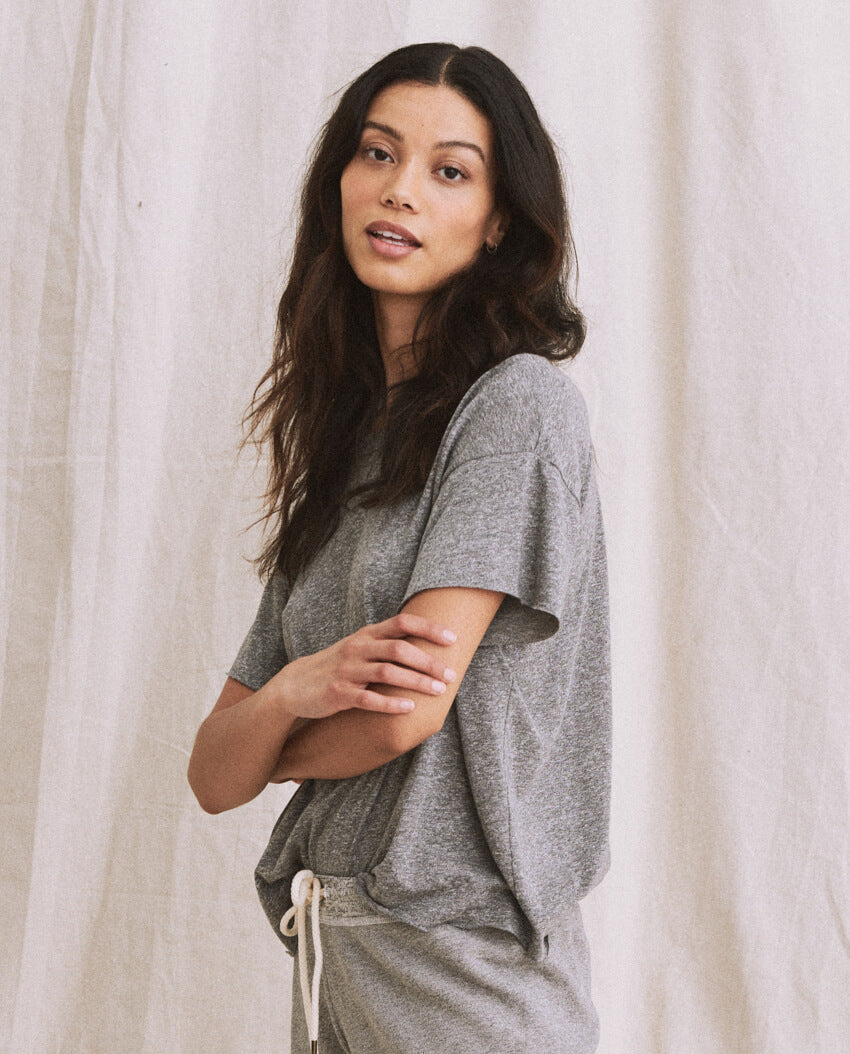 The Crop Tee. Solid -- HEATHER GREY TEES THE GREAT. CORE KNITS