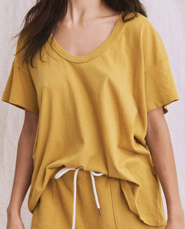 The U-Neck Tee. Solid -- Yuzu TEES THE GREAT. PF22 KNITS