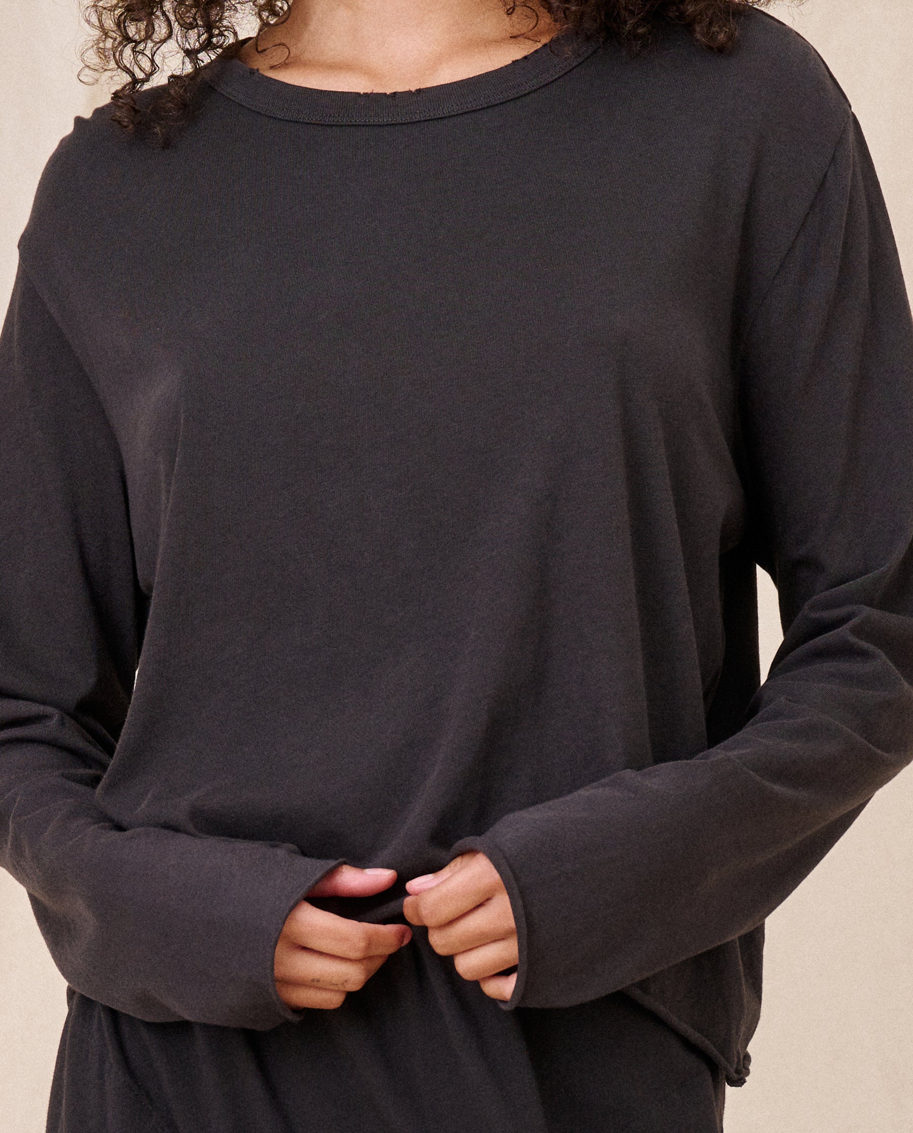 The Long Sleeve Crop Tee. -- Almost Black TEES THE GREAT. CORE KNITS
