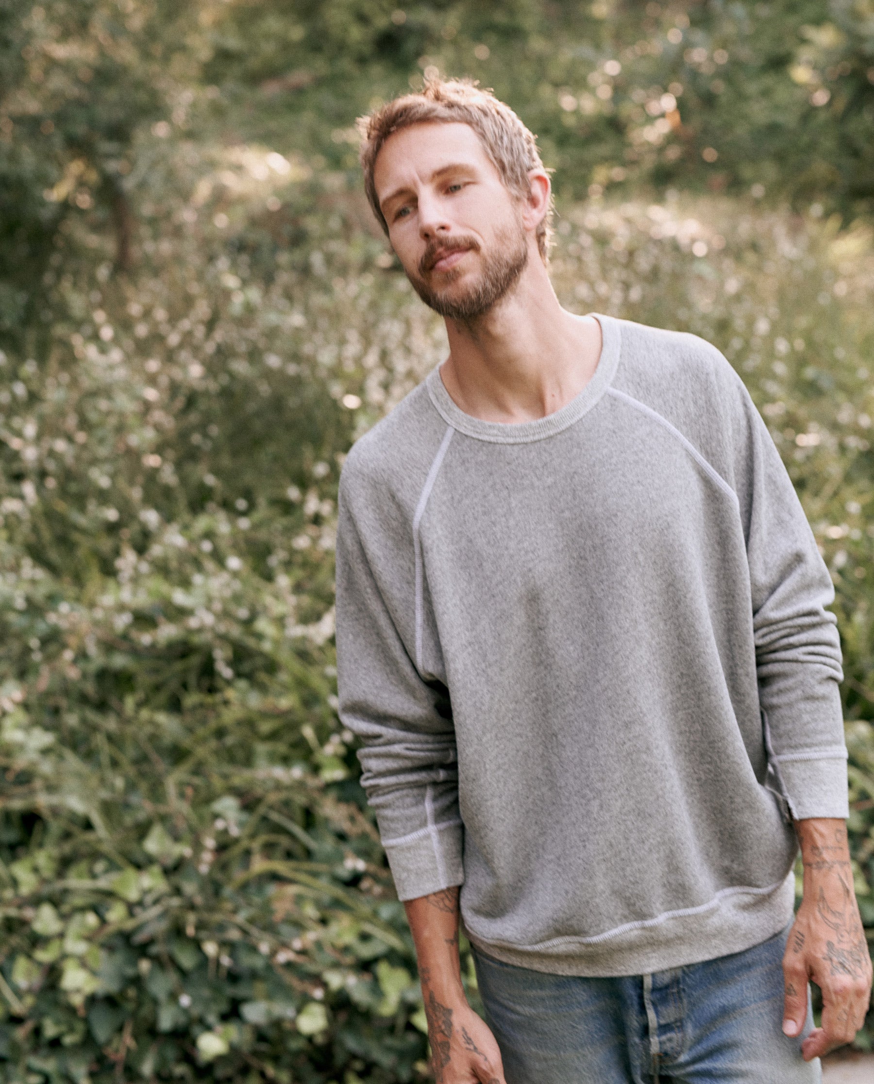 How To Wear Sweatshirt? - 8 Sweatshirt Outfit Ideas For Men